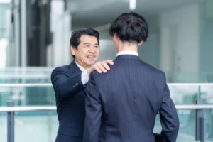 励ます社長